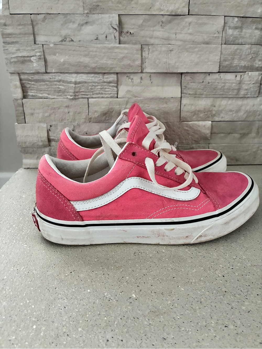 Vans Kids Pink Low-Top Sneakers with White Side Stripe